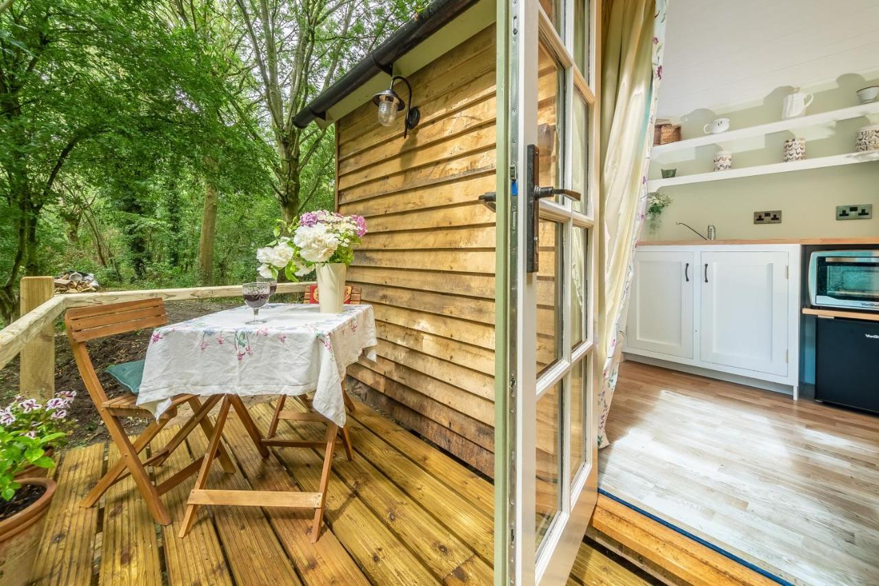 Woodland Retreat Shepherds Hut Villa Brundish Buitenkant foto